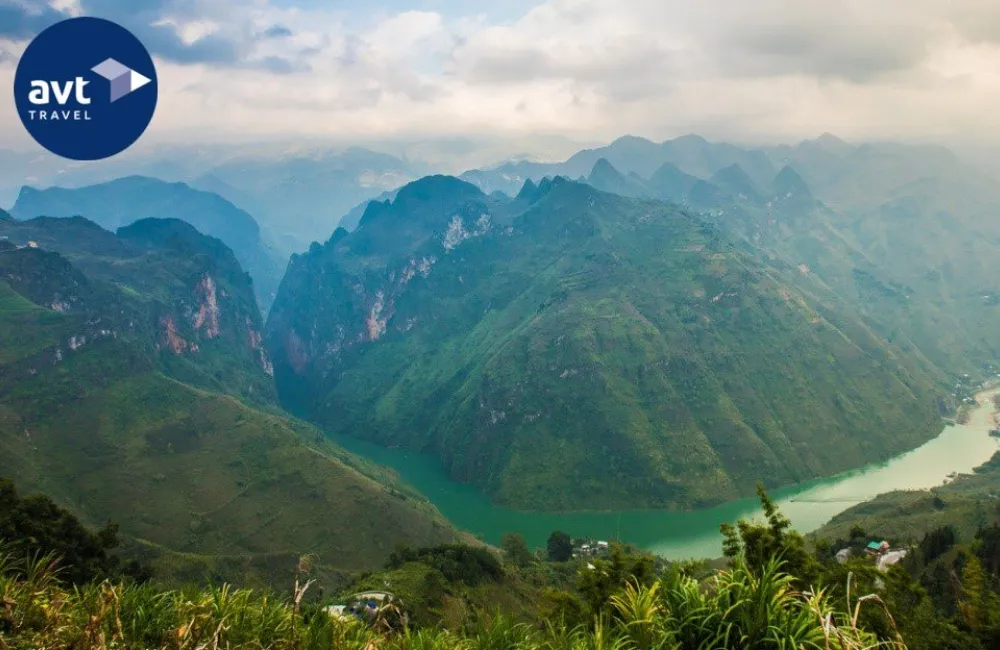 Ha Giang Loop Motorbike Tour